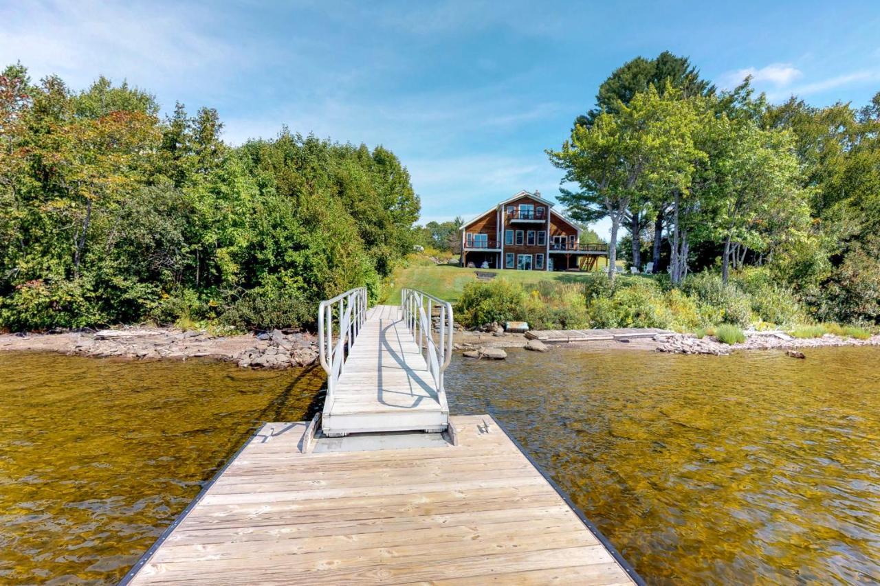 Вилла East Cove Гринвилл Экстерьер фото